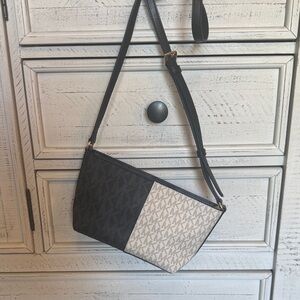 Michael Kors Black and Cream Crossbody Bag